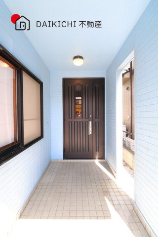 【玄関】 | 鴻巣市吹上本町2丁目　中古戸建