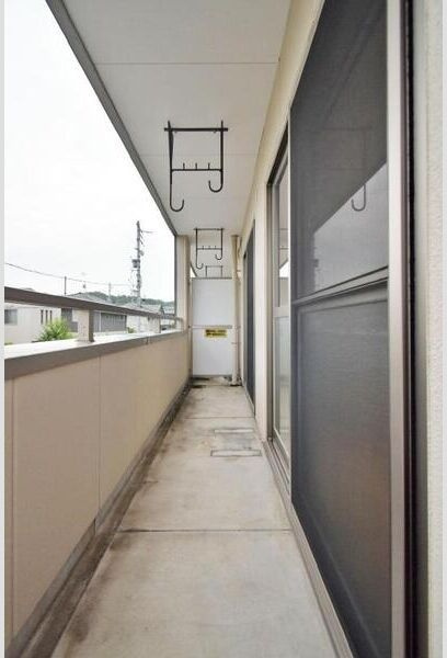 グローヴ大久手B棟のバルコニー