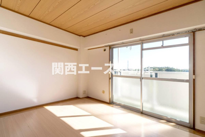 【寝室】 | ビレッジハウス津