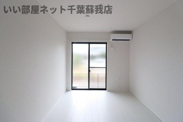パセオグランデ誉田の居間・リビング|使いやすいリビングです
