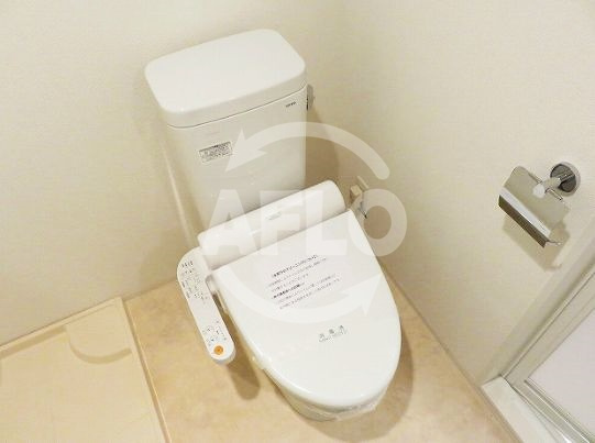 ラシュレエグゼ難波南のトイレ|ラシュレエグゼ難波南　温水洗浄便座