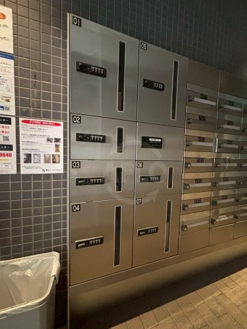 La Douceur湊町の設備|アーバンフラッツ湊町　宅配ボックス