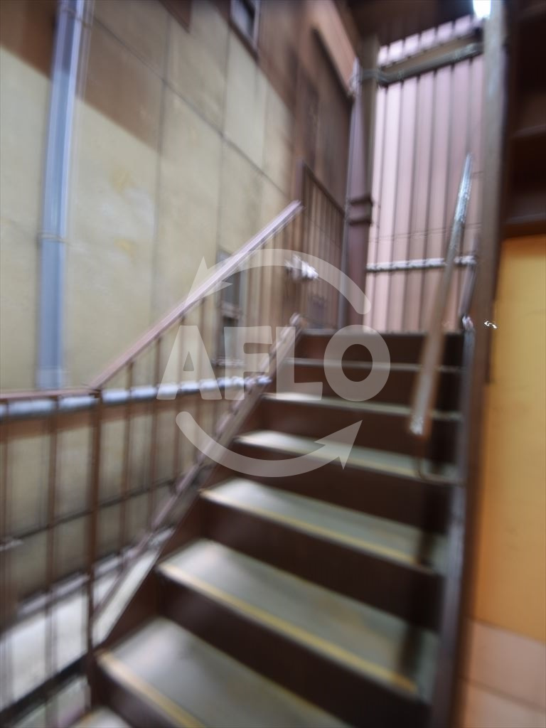 U-ro難波南のその他共用部分|U-ro大国町　共用部階段