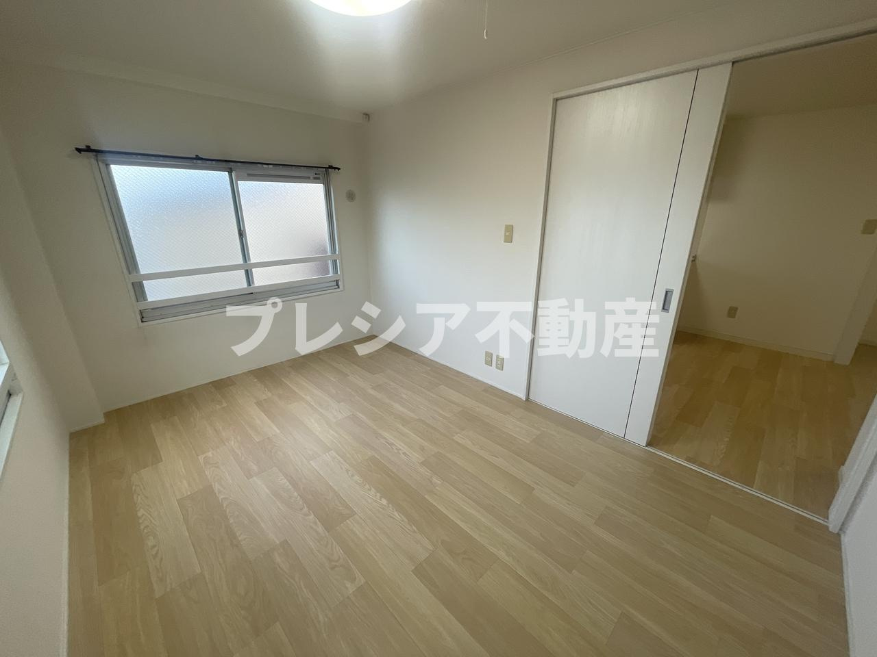 甲子園フラットの居間・リビング