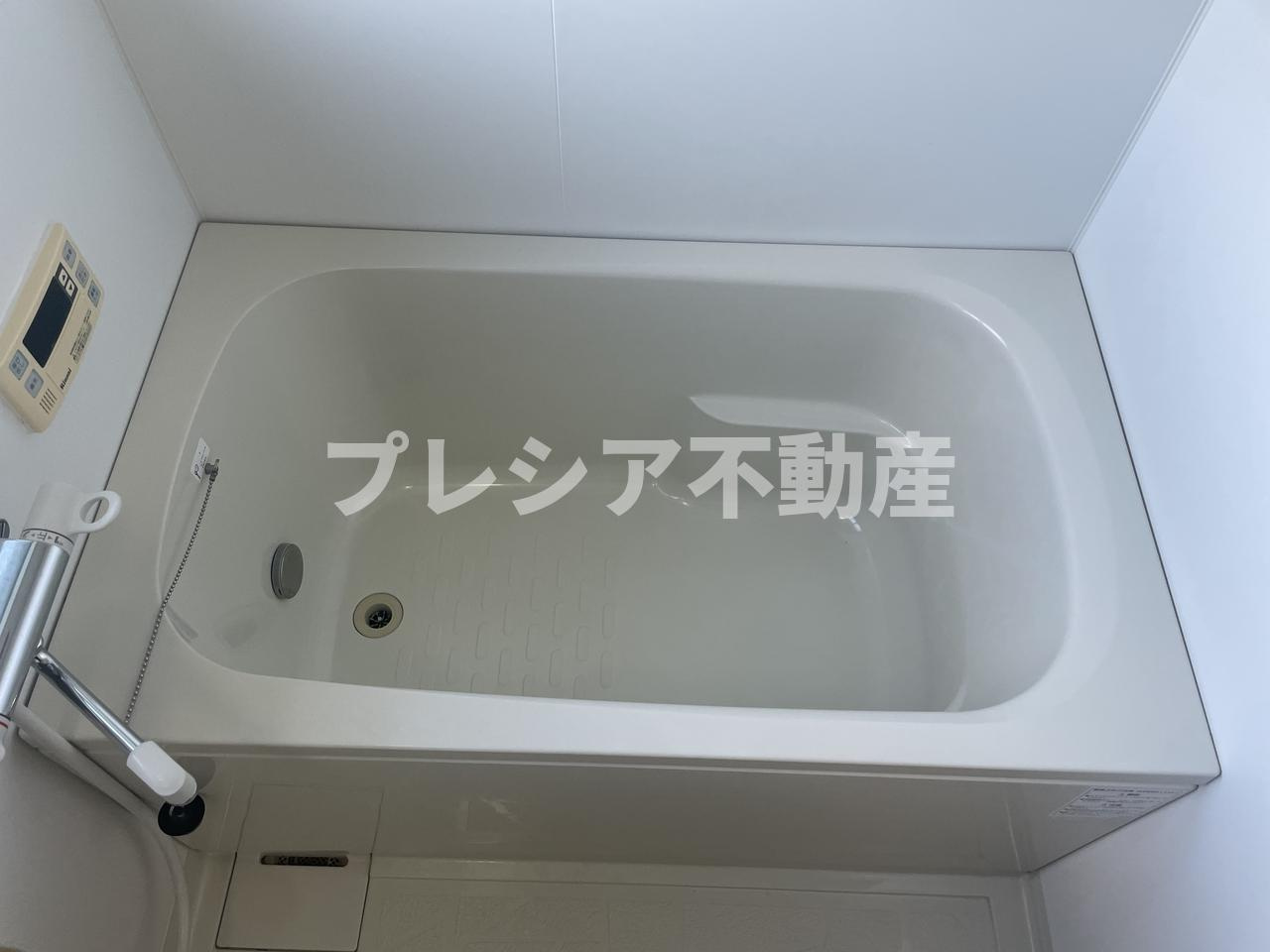 甲子園フラットの浴室