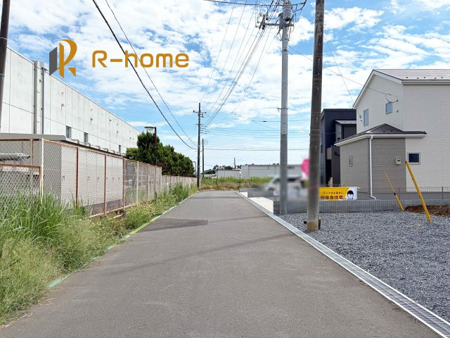 小美玉市上玉里第3　新築戸建て　1号棟の前面道路含む現地写真|周辺環境も併せて案内致します♪
ぜひ現地へお越しください♪