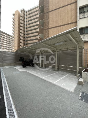 スプランディッド難波WESTⅢ　栄小学校区のその他共用部分|スプランディッド難波WESTⅢ　バイク置き場