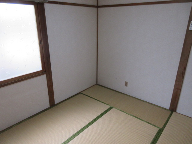ハイツ宮崎の和室