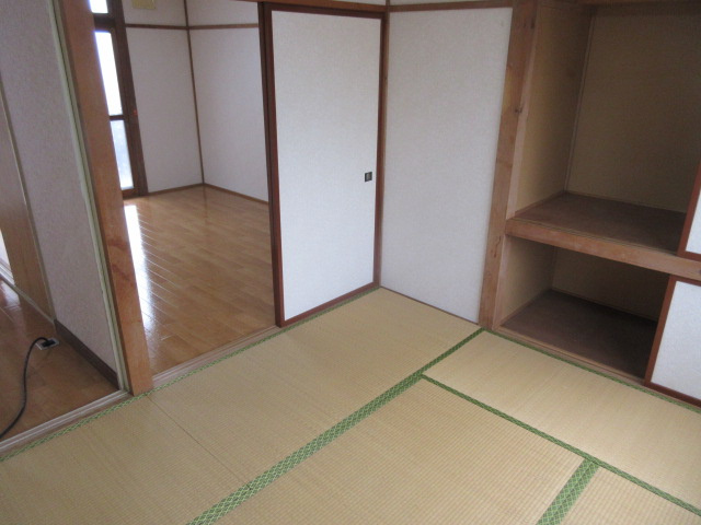 ハイツ宮崎の和室