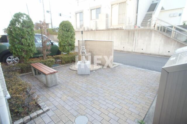横浜市港北区篠原東３丁目のテラスのエントランス|エントランス