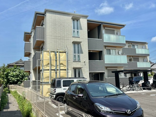 D’s町坪の駐車場