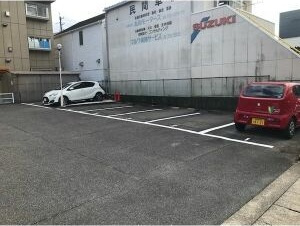 ビューラー牧の里の駐車場