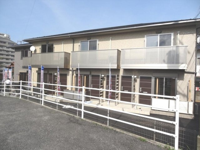 リエッタ西条岡町