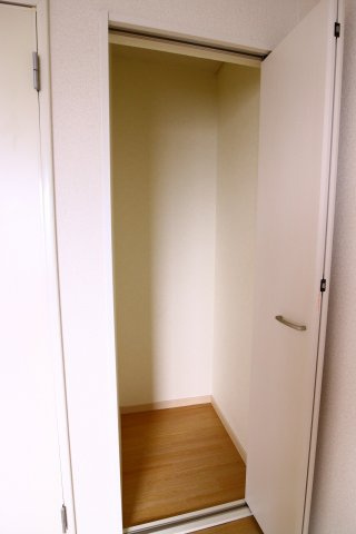 ハイツカワイの収納