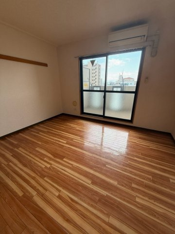【居間・リビング】 | シャトー弁天参番館