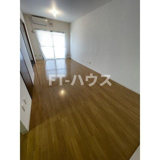 コーポレート稲毛海岸の寝室