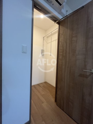 スプランディッド難波WESTⅢ　栄小学校区の設備|スプランディッド難波WESTIII　ウォークインクローゼット