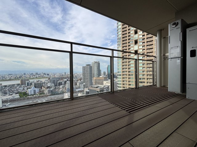 グラングリーン大阪 THE NORTH RESIDENCEのバルコニー