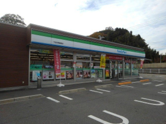 グリーンティエラＢの周辺|ファミリーマート下松生野屋南店まで450m