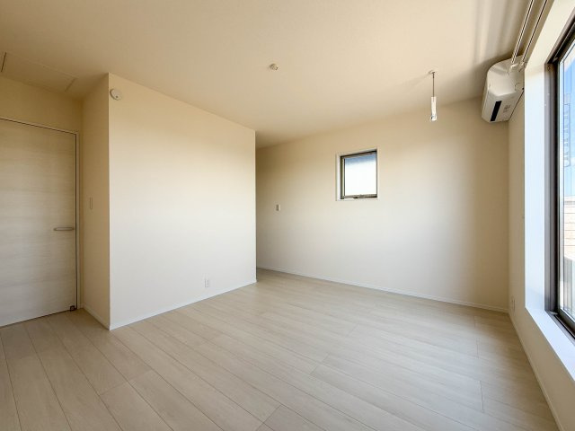 佐賀市水ケ江の洋室|■■1号棟／2F／洋室■■