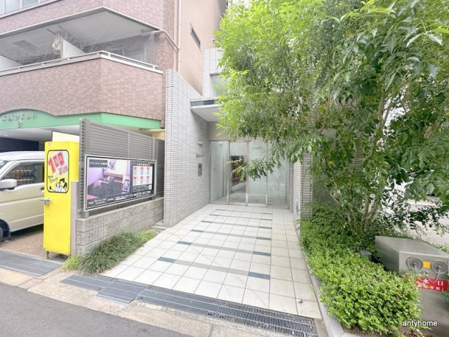 グランドゥール敷津のエントランス