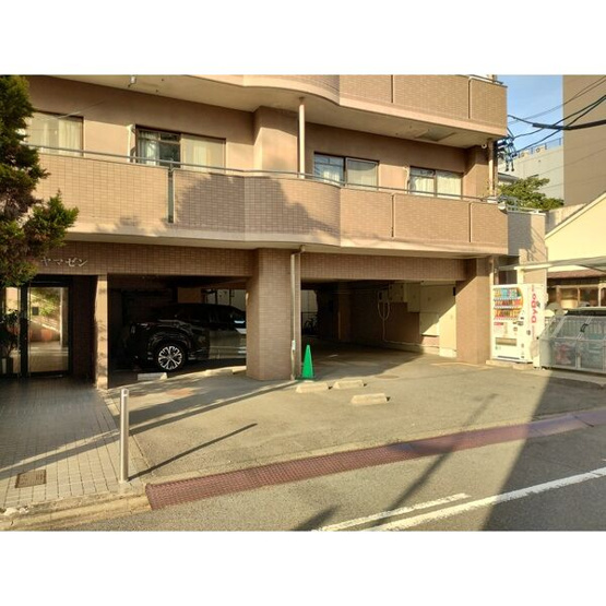 【駐車場】アーバンライフヤマゼン