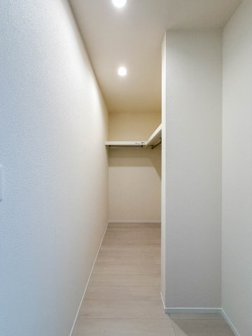 佐賀市水ケ江の洋室|■■2号棟／2F／ウォークインクローゼット■■