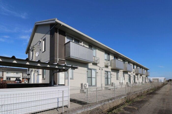 Ｄ－ｒｏｏｍ小矢部　D棟