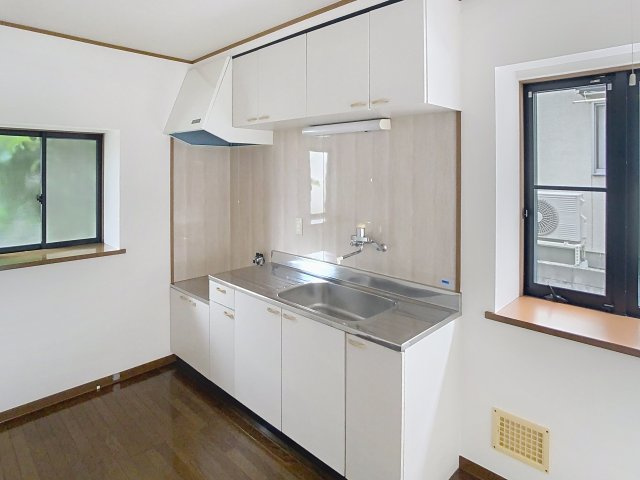 シャルム小白川Bのキッチン