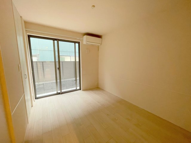 ＨＥＢＥＬＭＡＩＳＯＮ都筑　ＥＡＳＴの居間・リビング