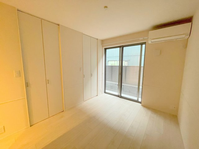 ＨＥＢＥＬＭＡＩＳＯＮ都筑　ＥＡＳＴの居間・リビング