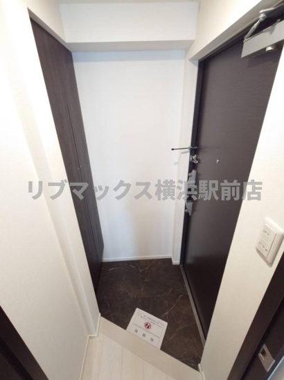 【玄関】S-RESIDENCE横濱阪東橋 