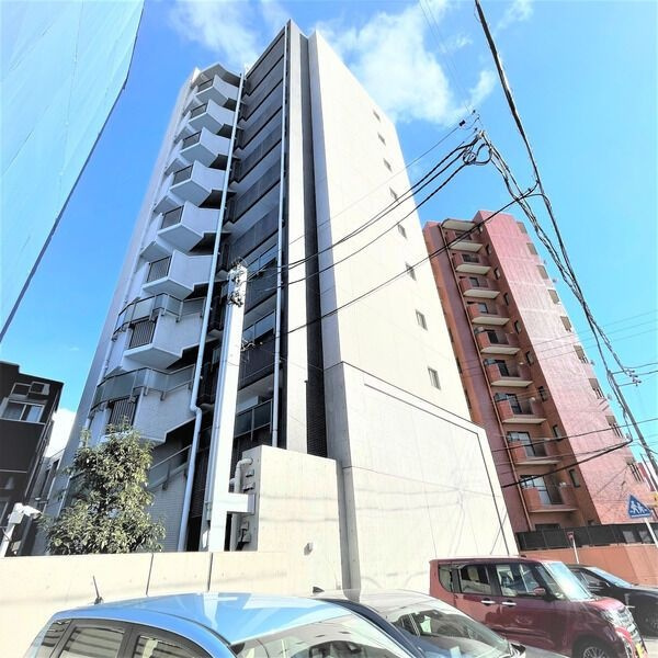 ESTACION KANAYAMA WEST・EAST