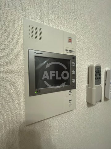 ワールドアイ梅田WESTのセキュリティ|ワールドアイ梅田WEST　モニター付きインターホン