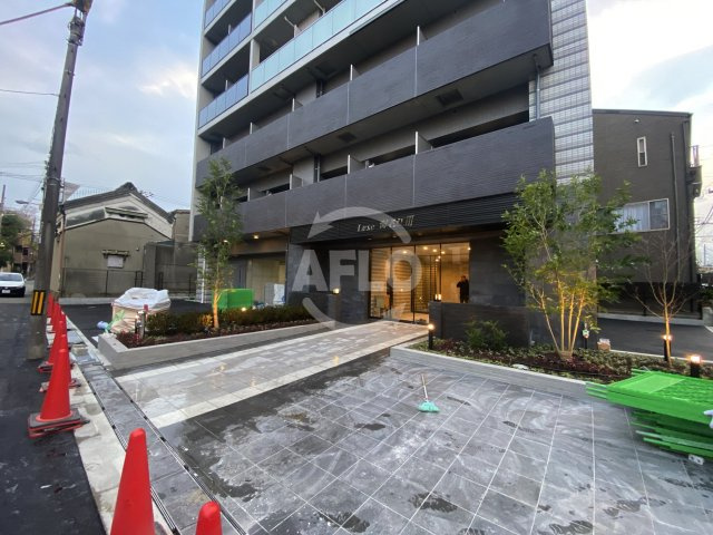 ワールドアイ梅田WESTのエントランス|ワールドアイ梅田WEST　エントランス