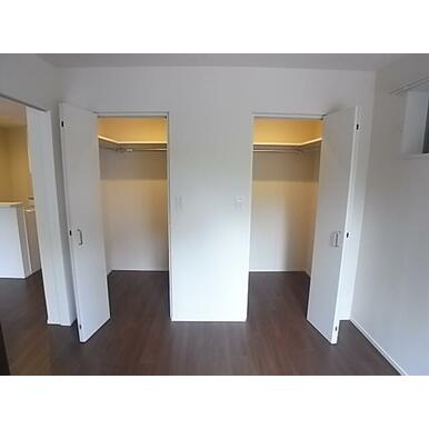 神戸市東灘区森北町４丁目の賃貸マンションの収納