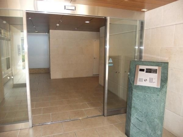 スワンズコート新神戸のセキュリティ