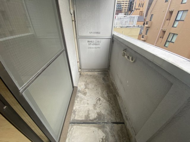 神戸市中央区下山手通２丁目の賃貸マンションのバルコニー