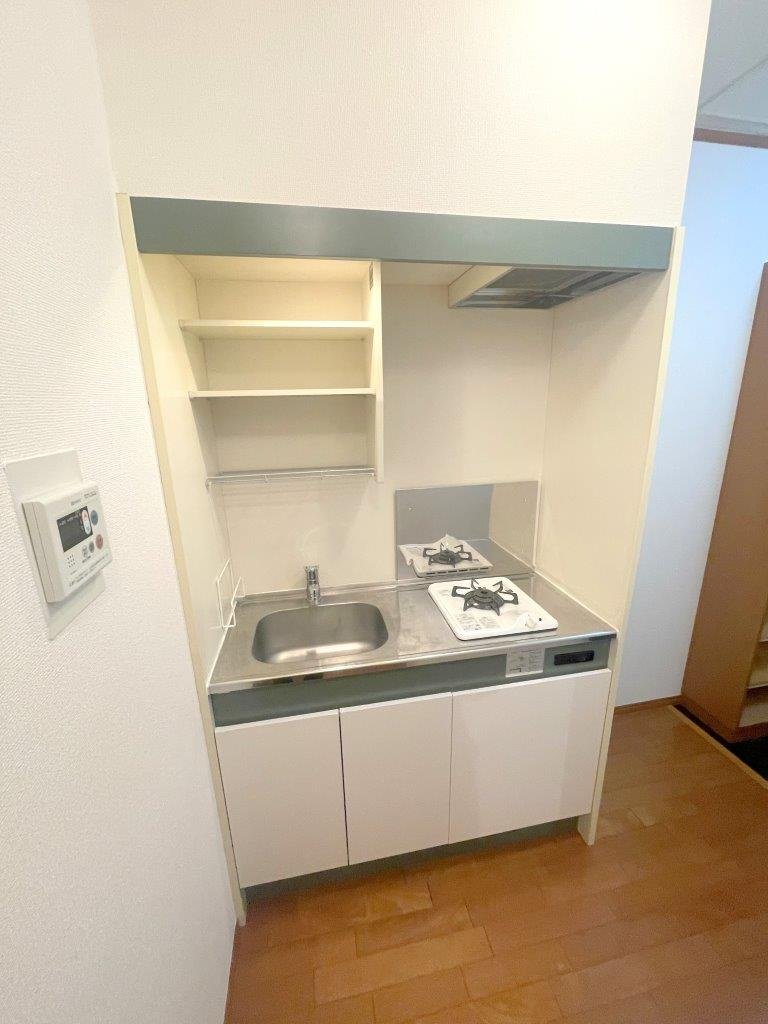 ドエルハイアンドハイのキッチン