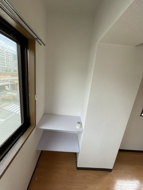 神戸市中央区東雲通４丁目の賃貸マンションの居間・リビング