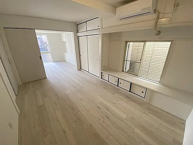 フリックコート三宮の居間・リビング