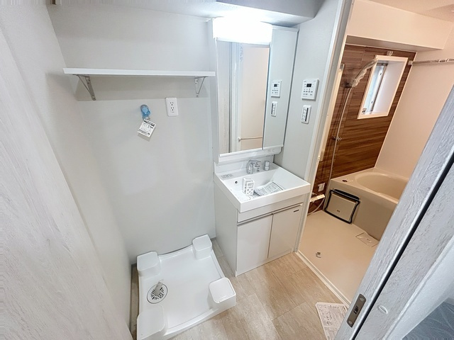神戸市中央区元町通３丁目の賃貸マンションの洗面所