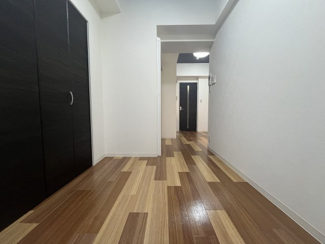神戸市中央区中山手通１丁目の賃貸マンションの居間・リビング