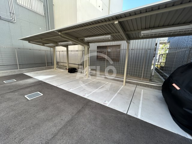 エスリードレジデンス大阪福島フロントのその他共用部分|エスリードレジデンス大阪福島フロント　バイク置き場
