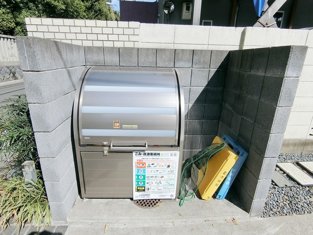 レジデンス善福寺のその他共用部分|★入居者様専用ごみ置場★