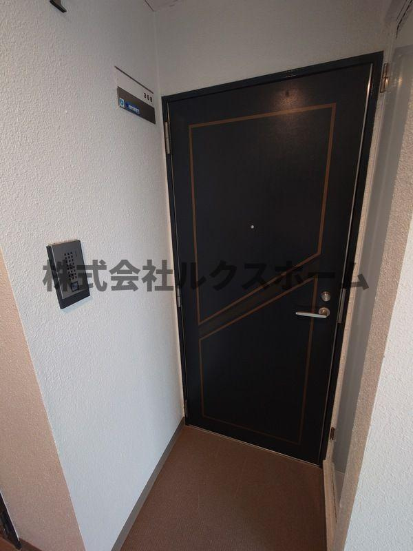 ラフィーネ千里丘の玄関|ゆったりとした玄関です