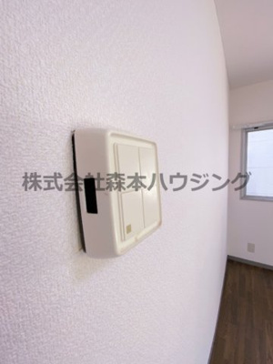 【セキュリティ】 | 　サンシャイン香里パート1 | 玄関チャイムです