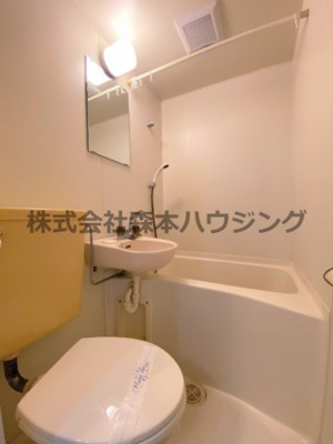 【浴室】 | 　サンシャイン香里パート1 | 落ち着いた空間のお風呂です