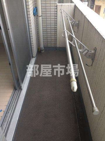 シースペース三ノ輪のバルコニー