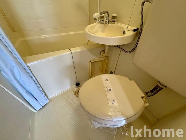 緑町ハイツの浴室|コンパクトで使いやすいお風呂です